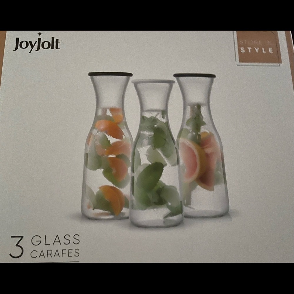 Joyjolt 3 Glass Carafes